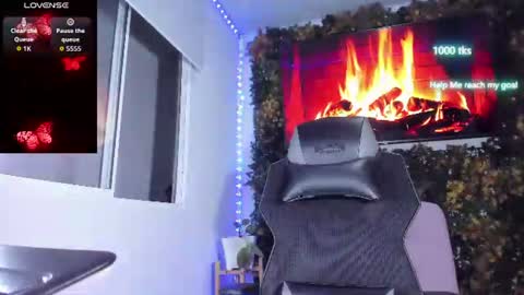 emily_palmeer online show from July 2026 09:04:01 AM