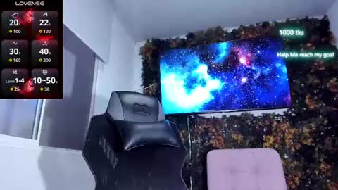 emily_palmeer online show from July 2026 10:51:02 AM