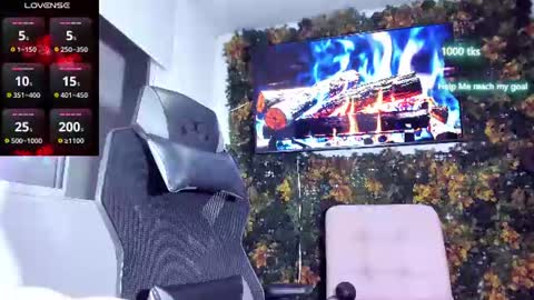 emily_palmeer online show from July 2026 10:06:02 AM