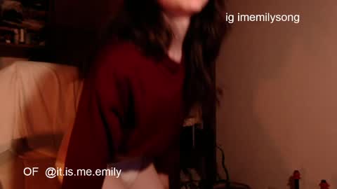 emily_pearl_ online show from May 2026 11:22:02 PM