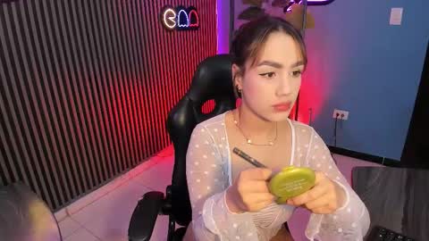 Emily  online show from November 2025 04:55:01 AM