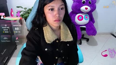       online show from April 2026 03:04:02 AM