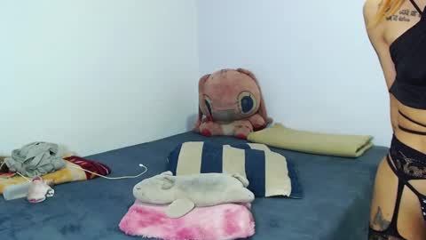 Emily  IGEmmily Baussa online show from December 2025 09:33:02 PM