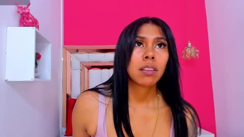 Snapshot of emily_sexy3 chatting on February 2025 11:28:02 AM Emily online show from February 2025 11:28:02 AM