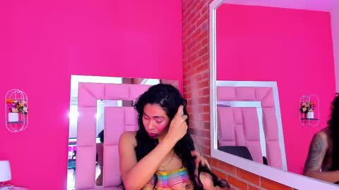 Snapshot of emily_sexy3 chatting on September 2025 11:35:01 AM Emily online show from September 2025 11:35:01 AM