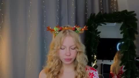 Snapshot of emily_shepard chatting on December 2025 03:15:01 AM emily shepard online show from December 2025 03:15:01 AM