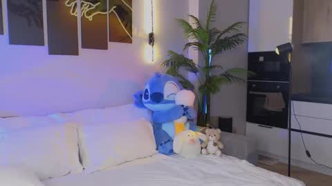 emily shepard online show from April 2026 02:51:02 AM