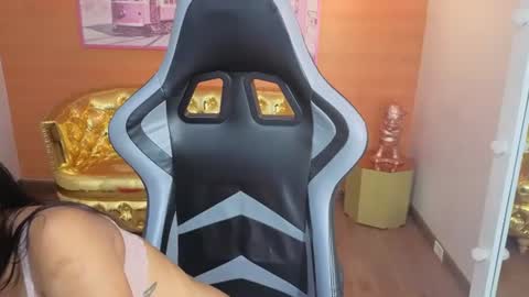 emily_smith_t online show from July 2026 12:41:01 PM