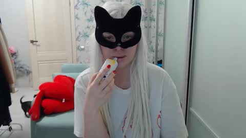 Snapshot of emily_york18 chatting on January 2026 02:20:01 PM Emily online show from January 2026 02:20:01 PM