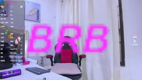 Snapshot of emilycastro_ chatting on January 2025 05:51:01 PM Emily online show from January 2025 05:51:01 PM