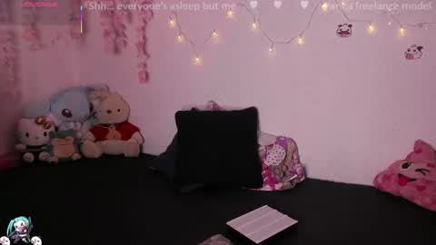 Emily online show from November 2025 02:55:02 AM