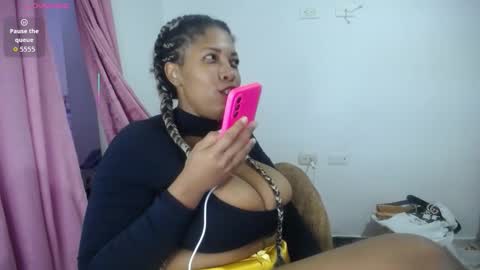 Snapshot of emilyhines__ chatting on November 2025 11:24:01 PM Emilyhines online show from November 2025 11:24:01 PM