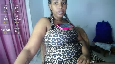 Snapshot of emilyhines__ chatting on November 2025 10:21:02 PM Emilyhines online show from November 2025 10:21:02 PM