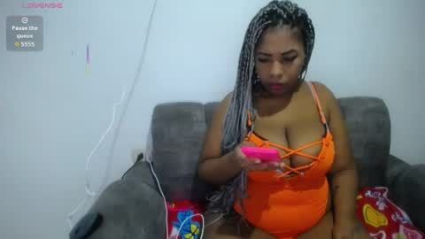 Emilyhines online show from April 2026 10:56:02 PM