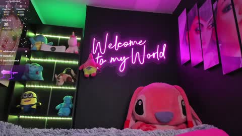 Emily Jhonson online show from January 2025 05:42:01 PM