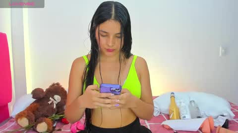 Emily online show from February 2025 10:32:02 PM