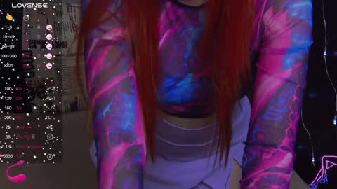 Snapshot of emilykents chatting on January 2025 10:50:01 AM EmilyKents online show from January 2025 10:50:01 AM