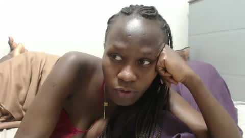 Emilly online show from March 2026 09:31:02 PM