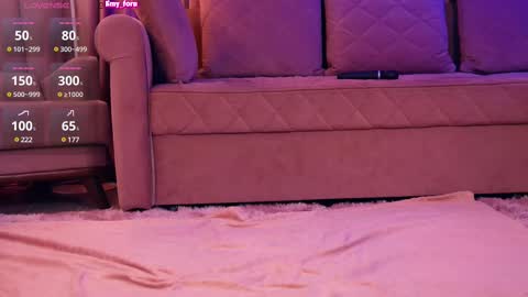 Snapshot of emilyrighter chatting on March 2025 11:17:01 AM Hey i am Emily am - pm online show from March 2025 11:17:01 AM