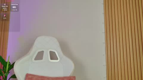 Snapshot of emilyrive chatting on November 2025 09:31:01 AM Emily online show from November 2025 09:31:01 AM