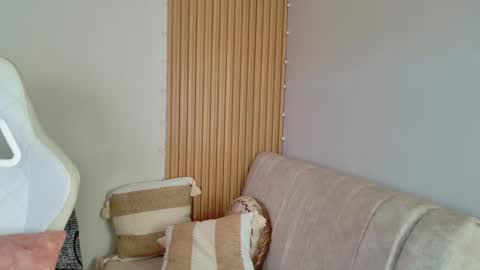 Emily  online show from March 2026 10:05:01 PM