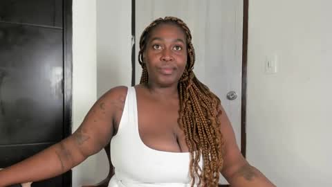 Snapshot of emilyrojas chatting on September 2025 12:20:01 PM emilyrojas online show from September 2025 12:20:01 PM