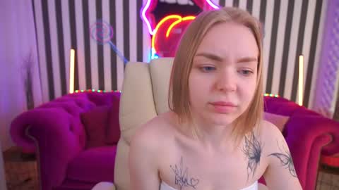 Snapshot of emilysunshines chatting on April 2026 06:38:02 AM MY NAME IS Emily WELCOME EVERYONE I WILL BE HAPPY TO GIVE YOU WHAT YOU HAVE DREAMED OF FOR SO LONG online show from April 2026 06:38:02 AM