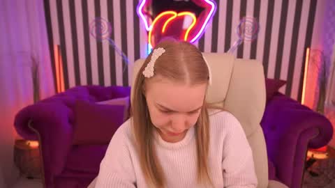 Snapshot of emilysunshines chatting on May 2026 07:27:01 AM MY NAME IS Emily WELCOME EVERYONE I WILL BE HAPPY TO GIVE YOU WHAT YOU HAVE DREAMED OF FOR SO LONG online show from May 2026 07:27:01 AM