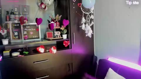 Emy online show from February 2026 05:53:02 PM