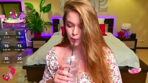 Snapshot of emilywhisperawesome chatting on September 2025 07:30:02 PM emilywhisperawesome online show from September 2025 07:30:02 PM