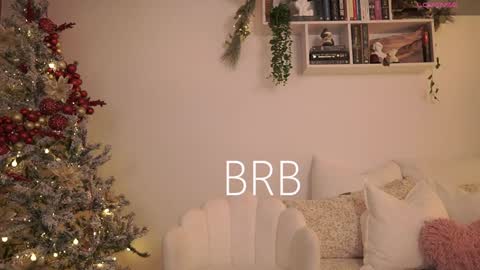 Snapshot of emilyxrose_ chatting on December 2024 10:13:01 PM IG thickemmsss online show from December 2024 10:13:01 PM