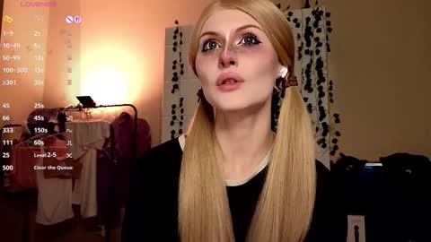 emimiy online show from October 2025 07:09:02 AM