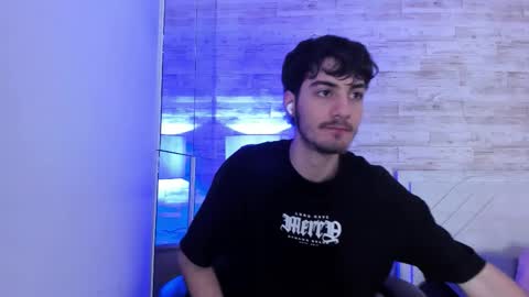 emir_ozan online show from January 2026 07:45:01 PM