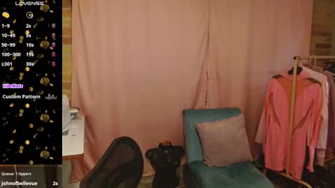 Snapshot of emitaa17228 chatting on December 2024 07:21:01 PM emma online show from December 2024 07:21:01 PM