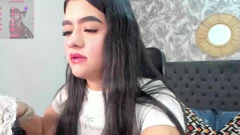 Snapshot of emma_1025 chatting on October 2025 12:15:01 PM emma  online show from October 2025 12:15:01 PM