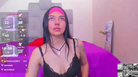 emma  online show from December 2025 05:12:02 AM