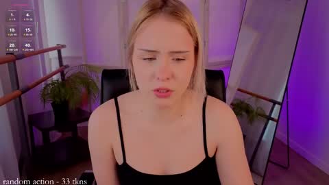 Molly online show from March 2026 02:20:01 PM