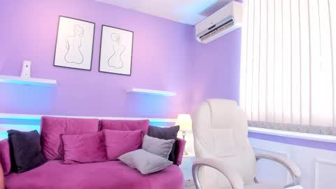 emma__walkerr_ online show from January 2025 07:07:02 PM