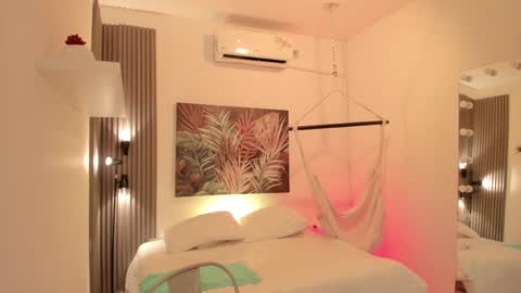 Alice online show from November 2025 12:11:01 PM