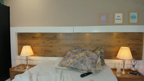 Snapshot of emma_bakker_ chatting on January 2025 02:52:02 PM Emma online show from January 2025 02:52:02 PM