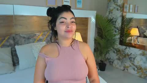 Snapshot of emma_bakker_ chatting on February 2025 10:51:01 AM Emma online show from February 2025 10:51:01 AM