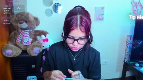 emma_boo_ online show from February 2026 04:29:01 PM