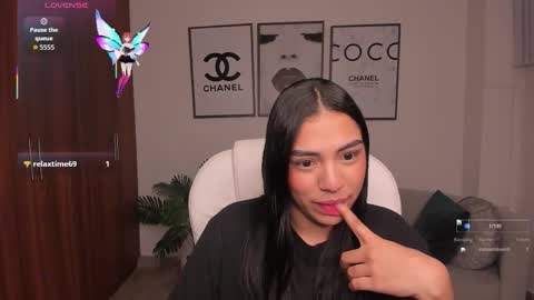  Emma online show from November 2025 07:38:02 AM