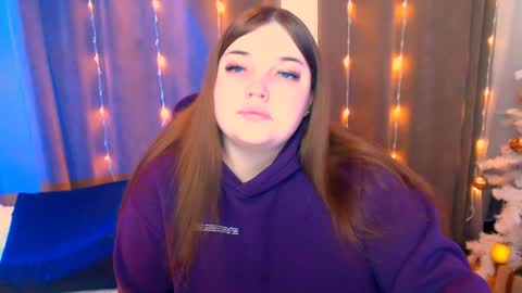 Snapshot of emma_dorn chatting on December 2024 08:32:02 AM Eva online show from December 2024 08:32:02 AM