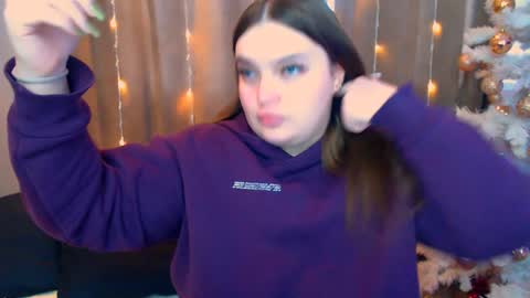 Snapshot of emma_dorn chatting on January 2025 07:20:02 AM Eva online show from January 2025 07:20:02 AM