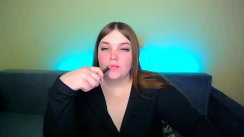 Snapshot of emma_dorn chatting on February 2025 05:10:02 AM Eva online show from February 2025 05:10:02 AM