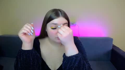 Snapshot of emma_dorn chatting on February 2025 11:12:02 AM Eva online show from February 2025 11:12:02 AM