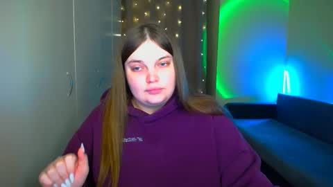 Snapshot of emma_dorn chatting on October 2025 05:22:01 PM Eva online show from October 2025 05:22:01 PM