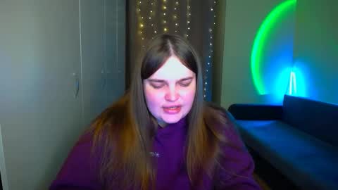 Snapshot of emma_dorn chatting on October 2025 06:32:01 PM Eva online show from October 2025 06:32:01 PM