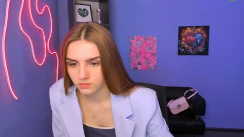 Emma online show from April 2026 02:09:02 PM